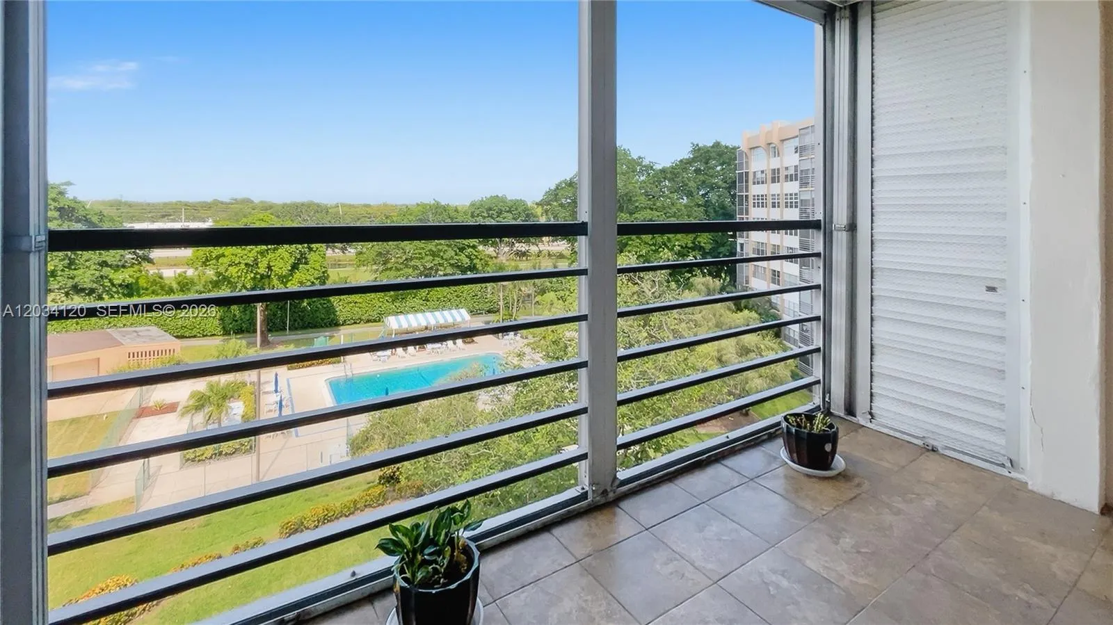 En Venta 1300 Saint Charles Place 620, Pembroke Pines, FL 33026, Pembroke Pines, FL 33026