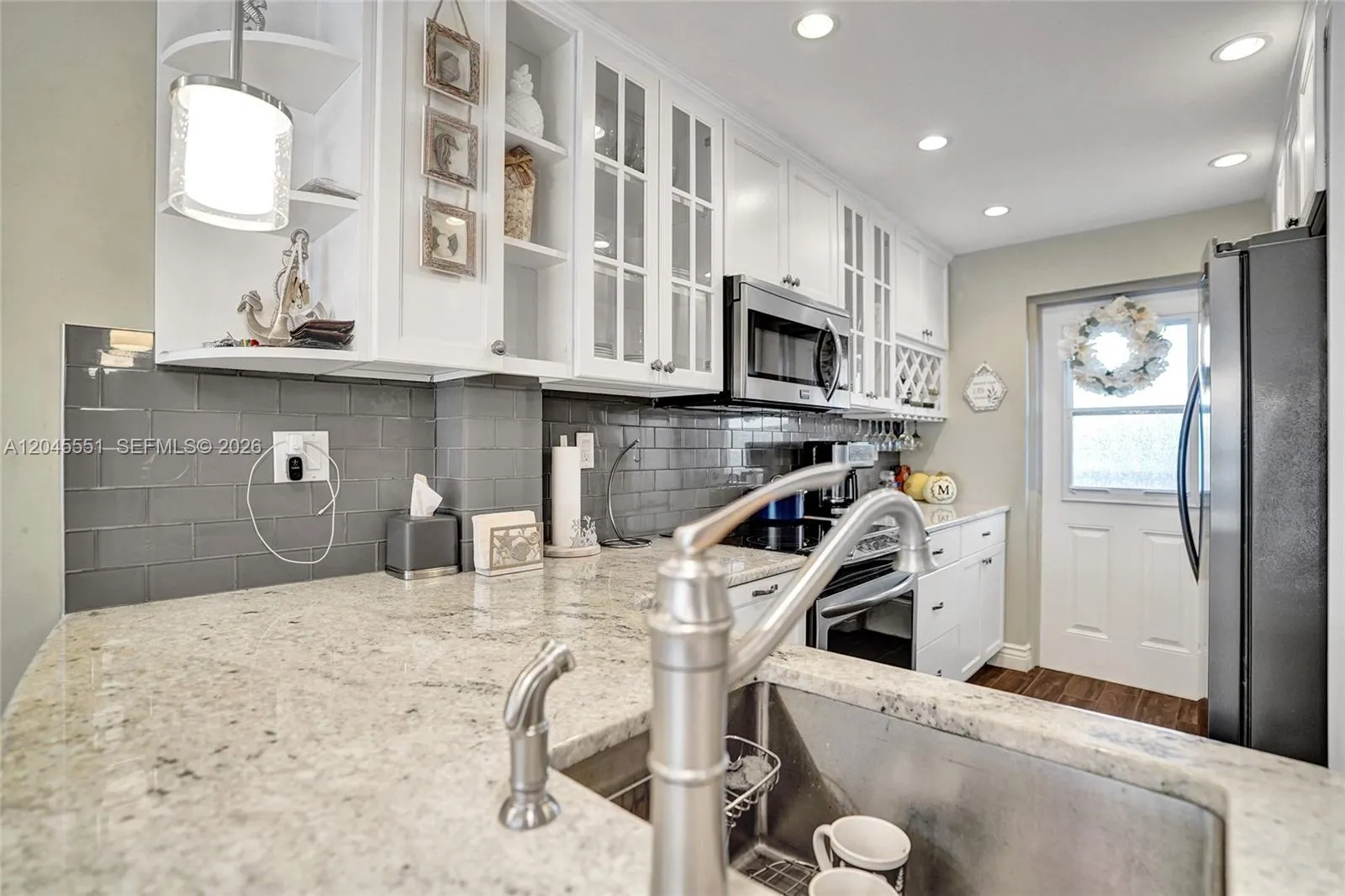 Foto de propiedad en 1301 E Hillsboro Boulevard 307, Deerfield Beach, FL 33441 Deerfield Beach con MLS# 