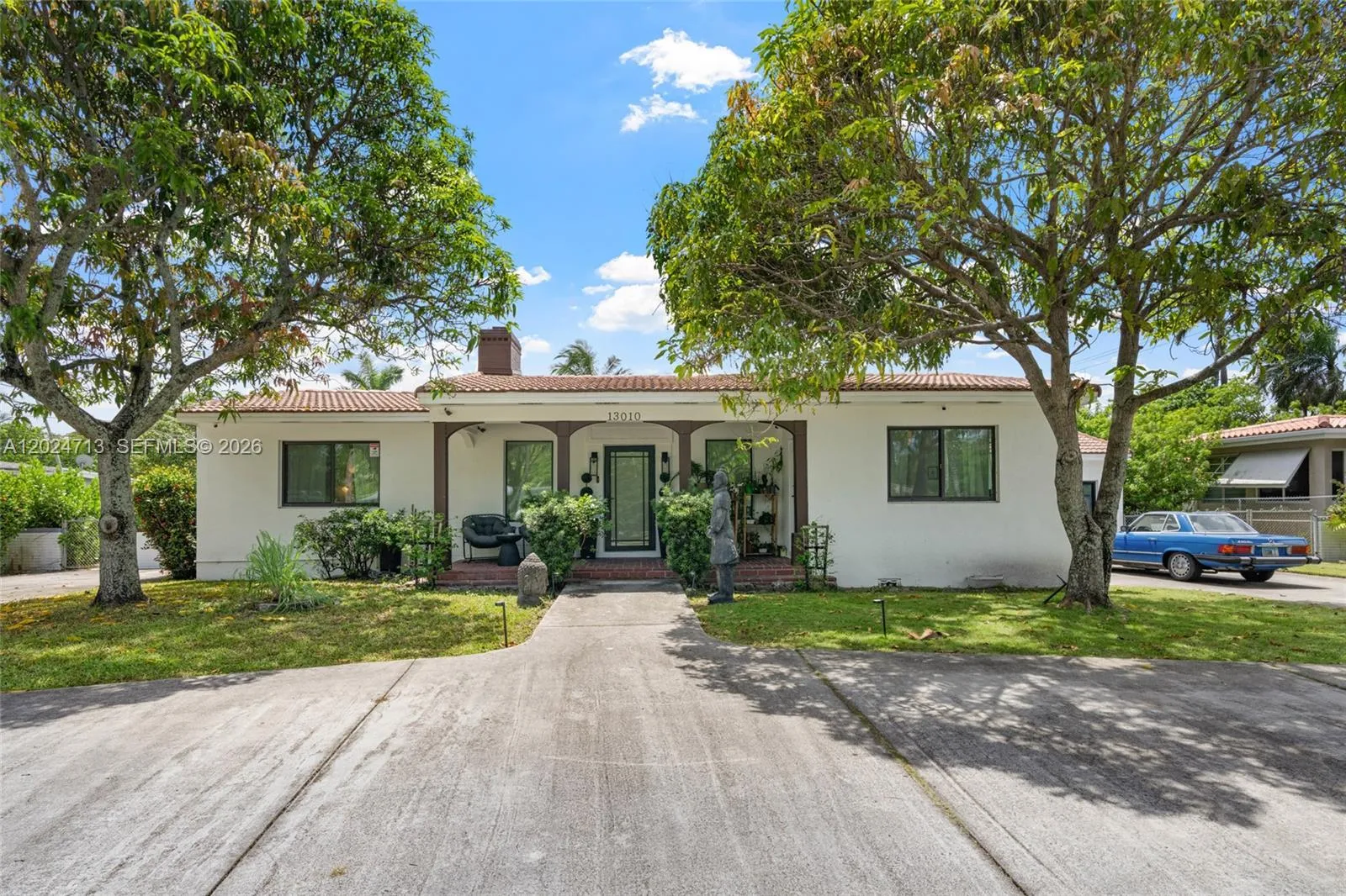 Foto de propiedad en 13010 Griffing Boulevard, North Miami, FL 33161 North Miami con MLS# 