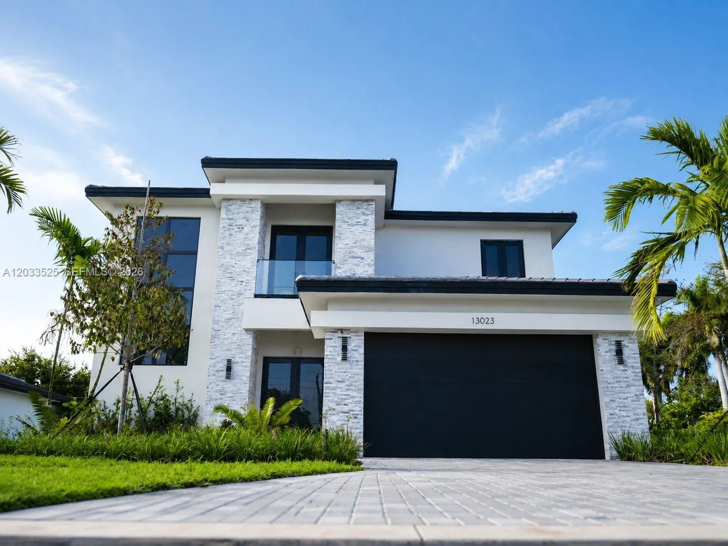 Foto de propiedad en 13023 Davie Oaks Drive 0, Davie, FL 33325 Davie con MLS# 
