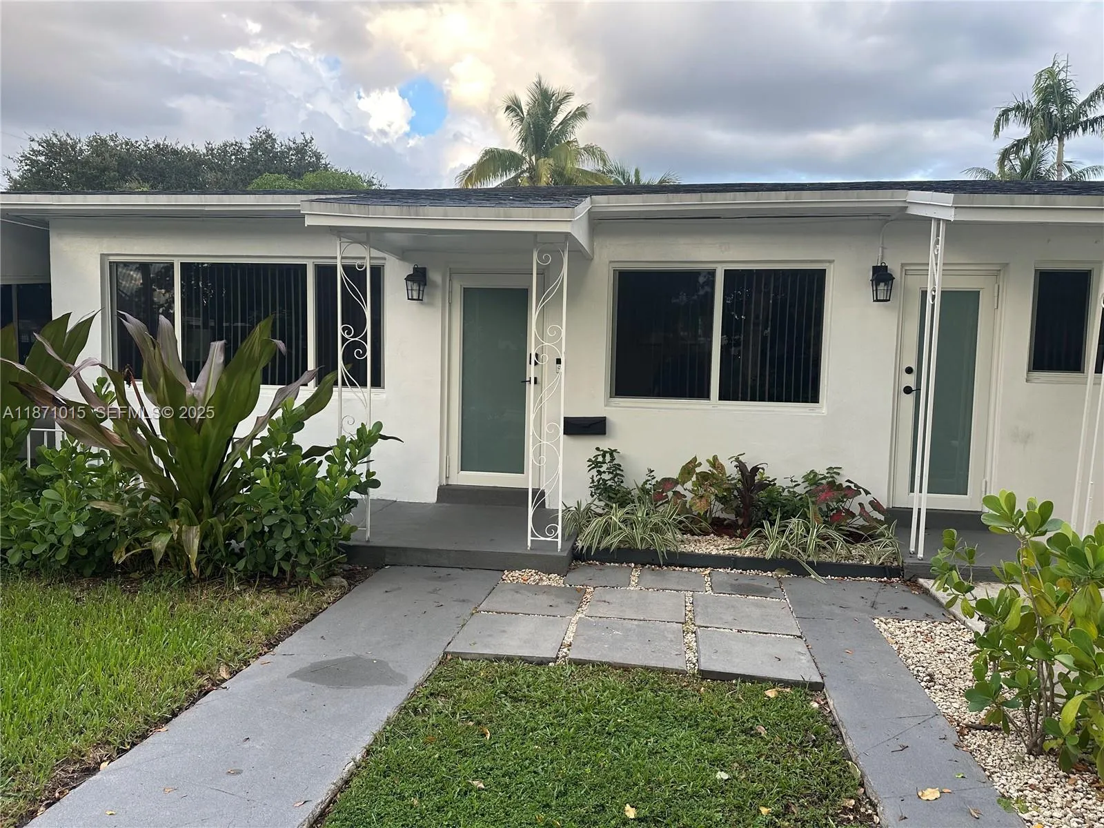 Foto de propiedad en 13035 NE 7th Avenue 1, North Miami, FL 33161 North Miami con MLS# 