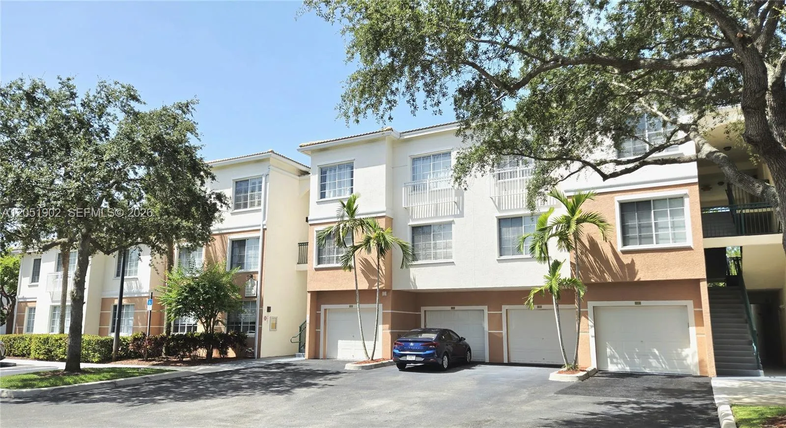 Foto de propiedad en 1307 E Myrtlewood Circle E 1307, Palm Beach Gardens, FL 33418 Palm Beach Gardens con MLS# 