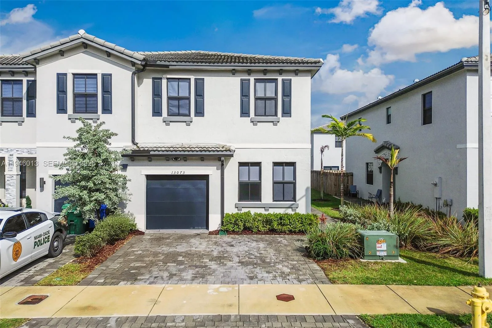 Foto de propiedad en 13073 SW 286th Way, Homestead, FL 33033 Homestead con MLS# 