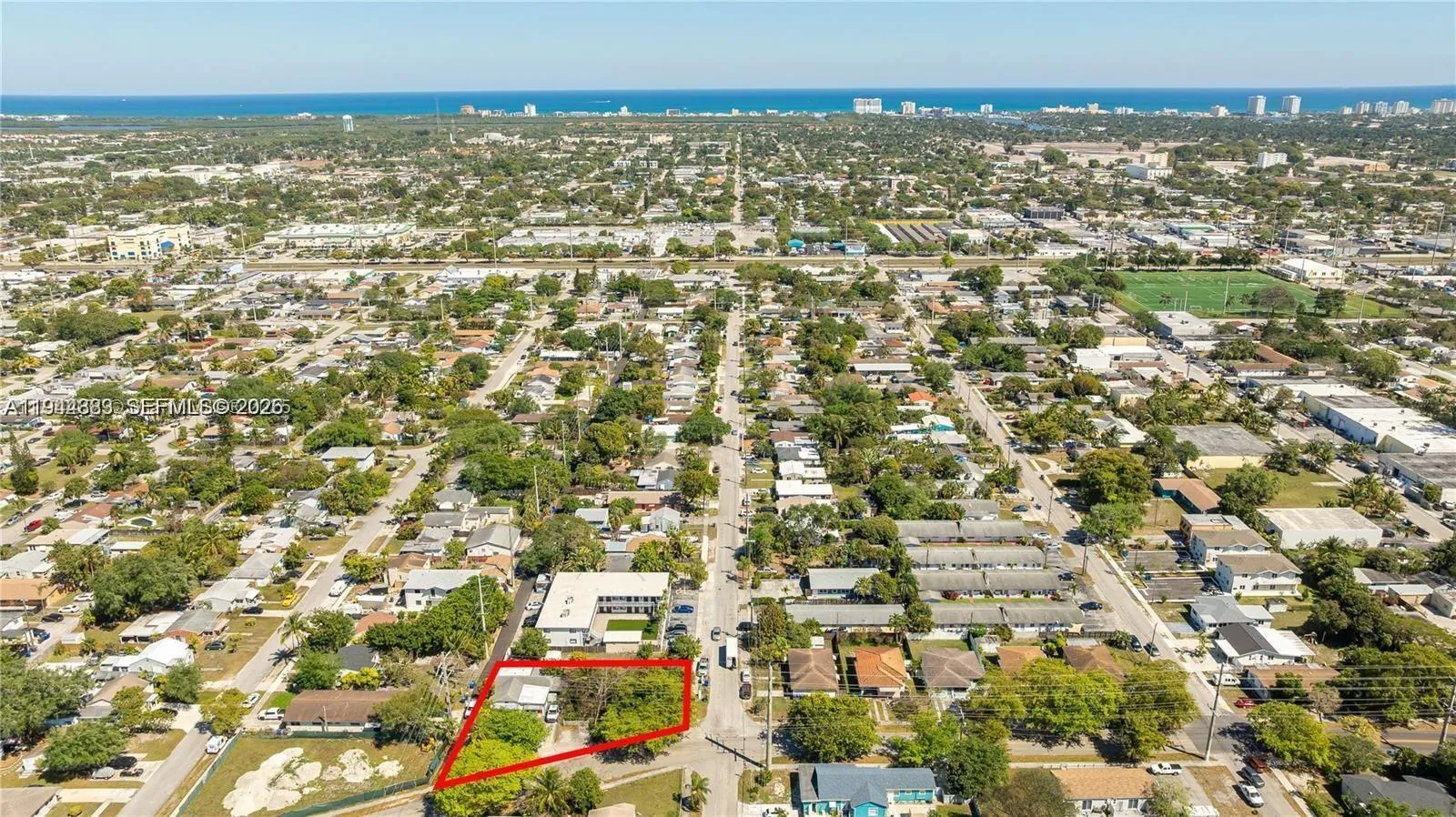 Foto de propiedad en 1309 N 24th Avenue, Hollywood, FL 33020 Hollywood con MLS# 