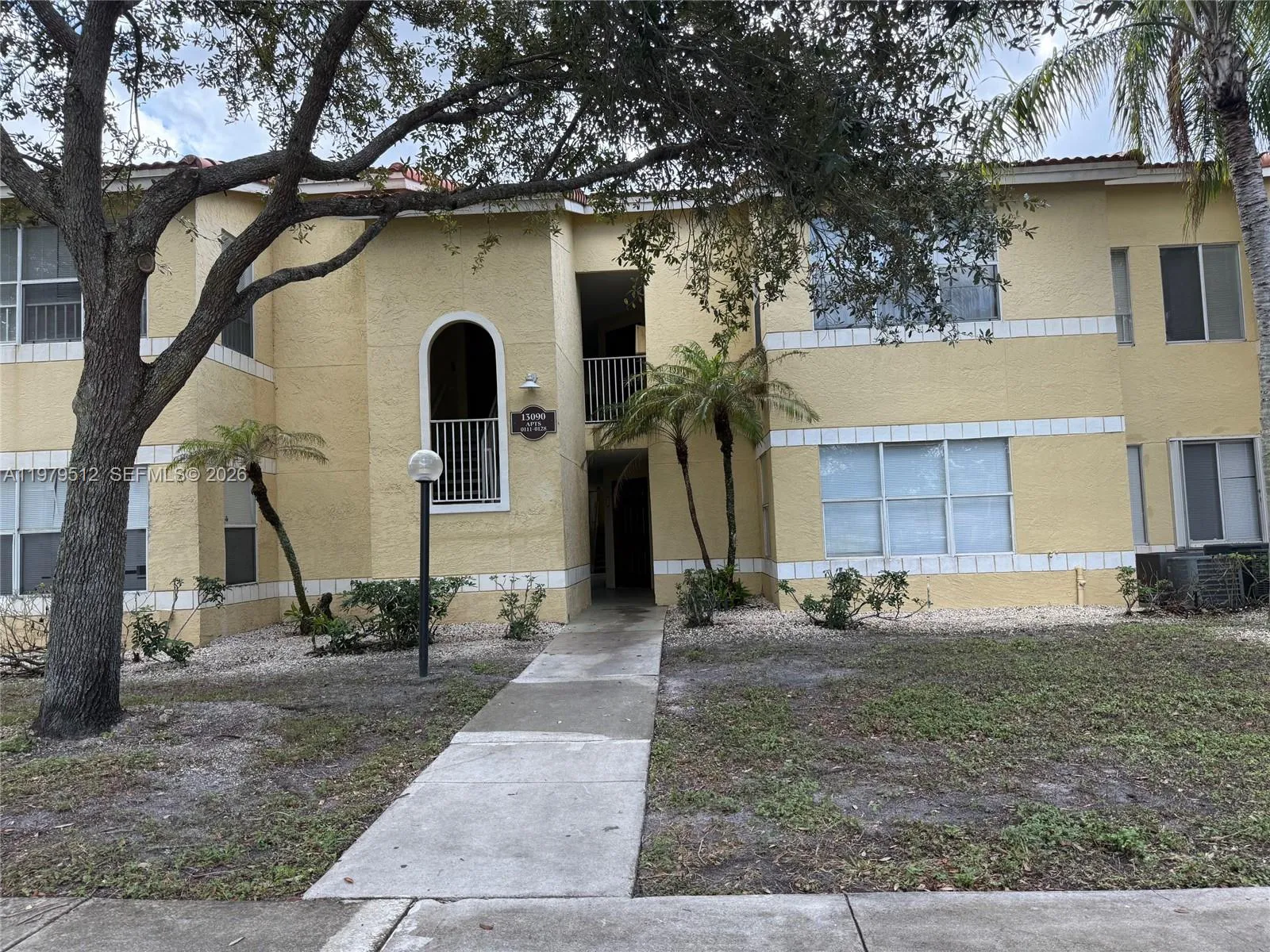 Foto de propiedad en 13090 Vista Isles Drive 126, Sunrise, FL 33325 Sunrise con MLS# 