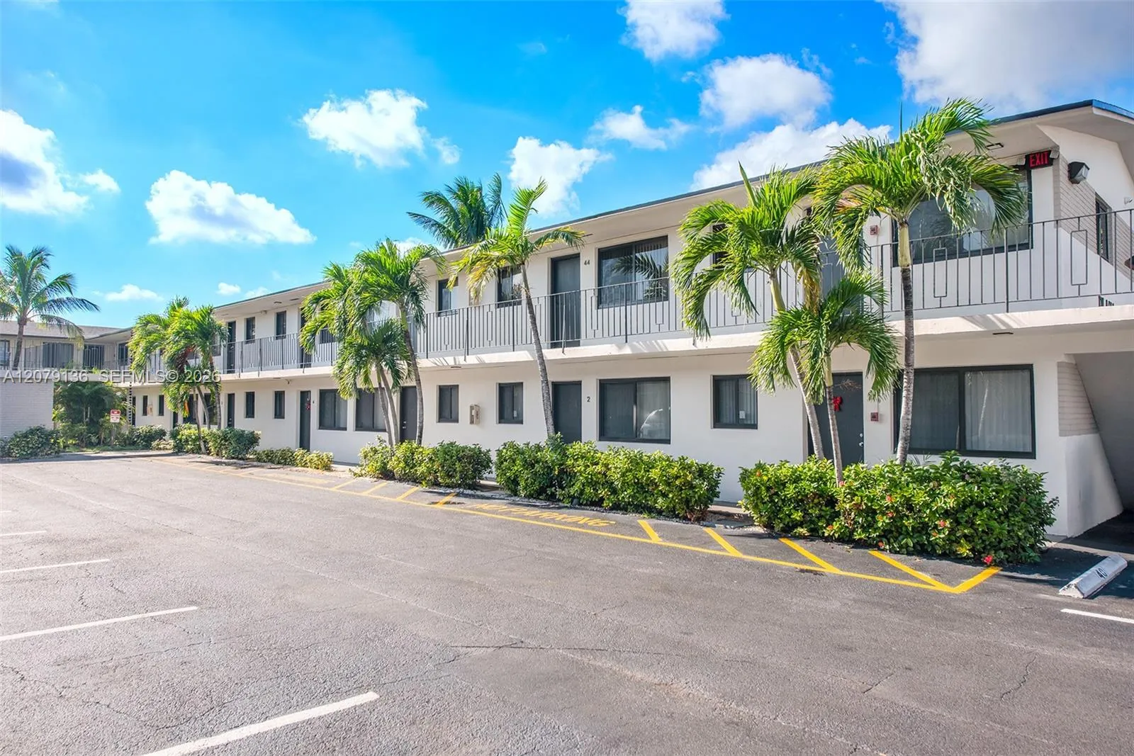 En Renta 1310 W 29th Street 39, Hialeah, FL 33012, Hialeah, FL 33012