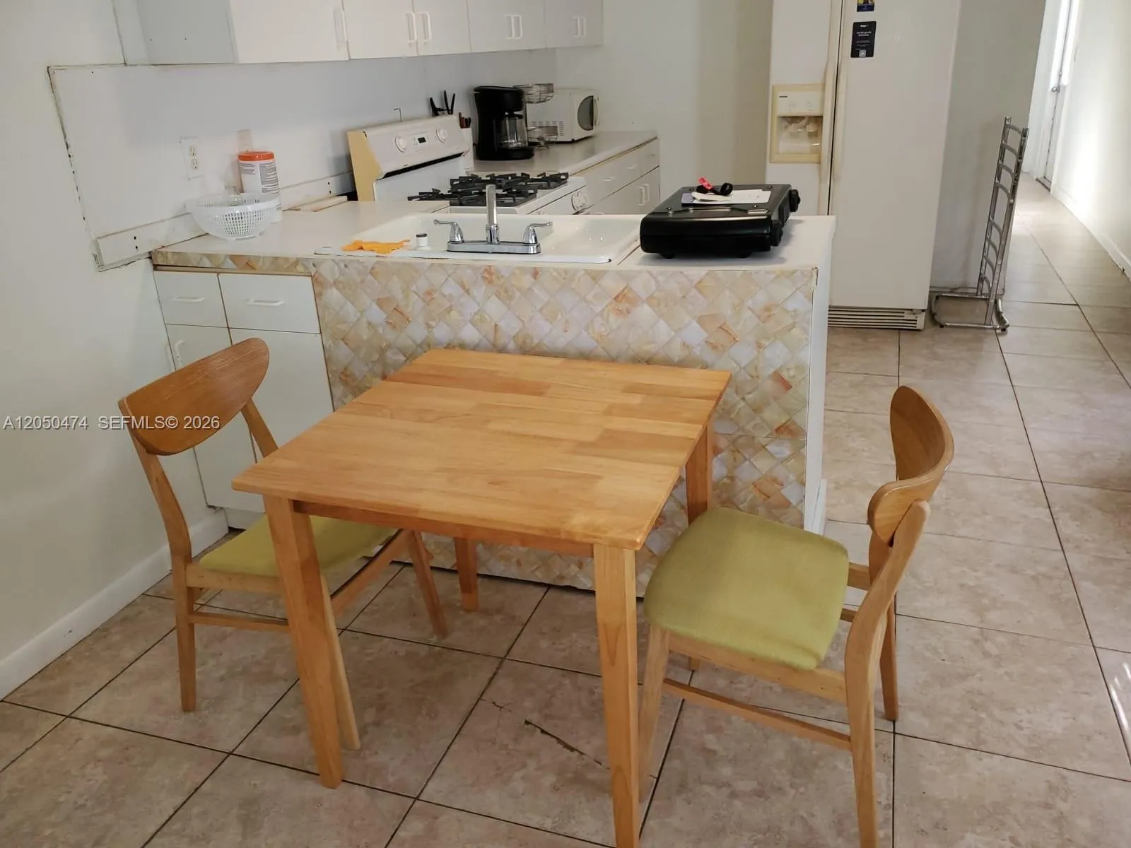 Foto de propiedad en 13101 SW 14 Street 1, Miami, FL 33184 Miami con MLS# 
