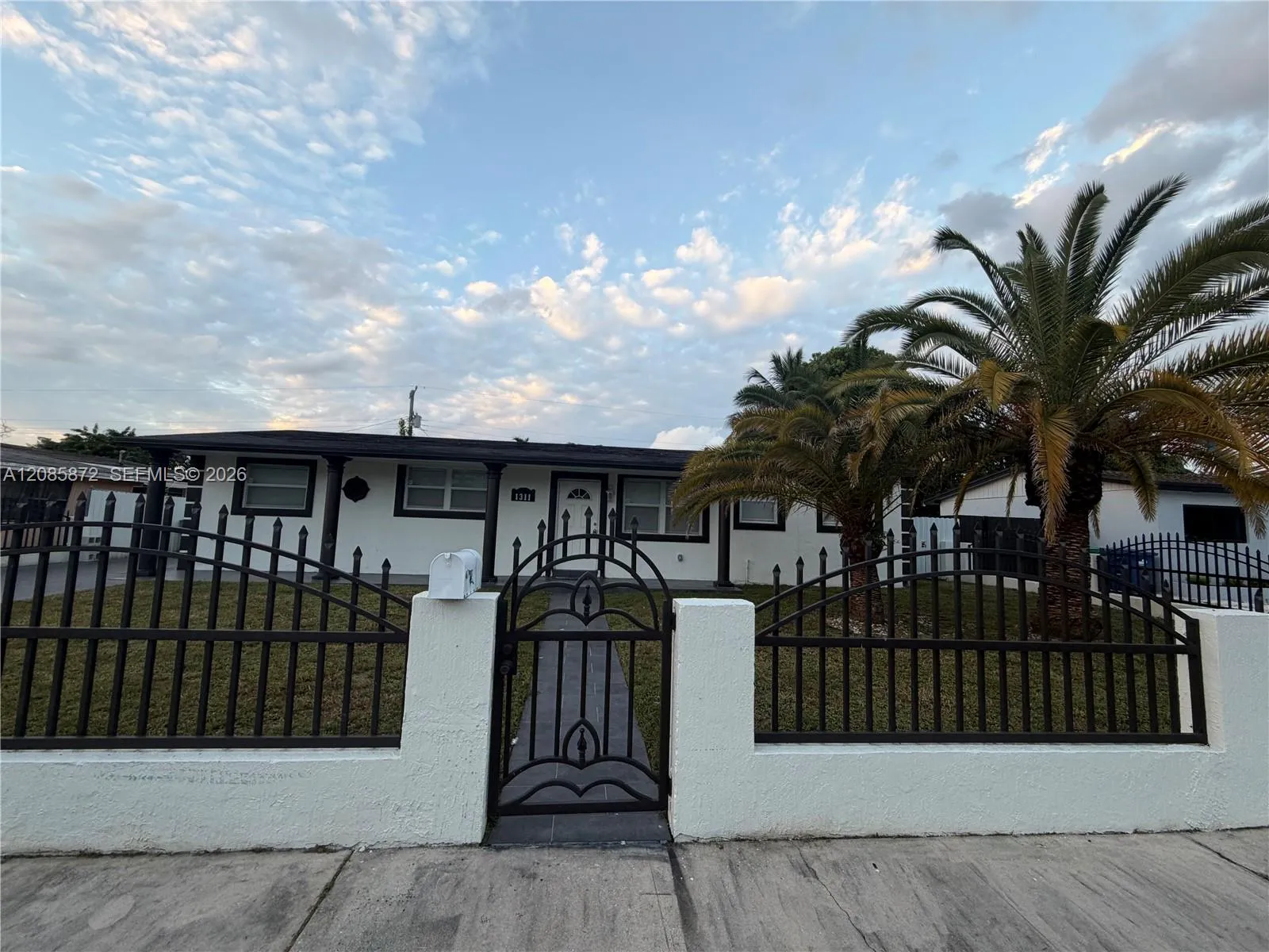 En Renta 1311 NW 176th Terrace, Miami Gardens, FL 33169, Miami Gardens, FL 33169