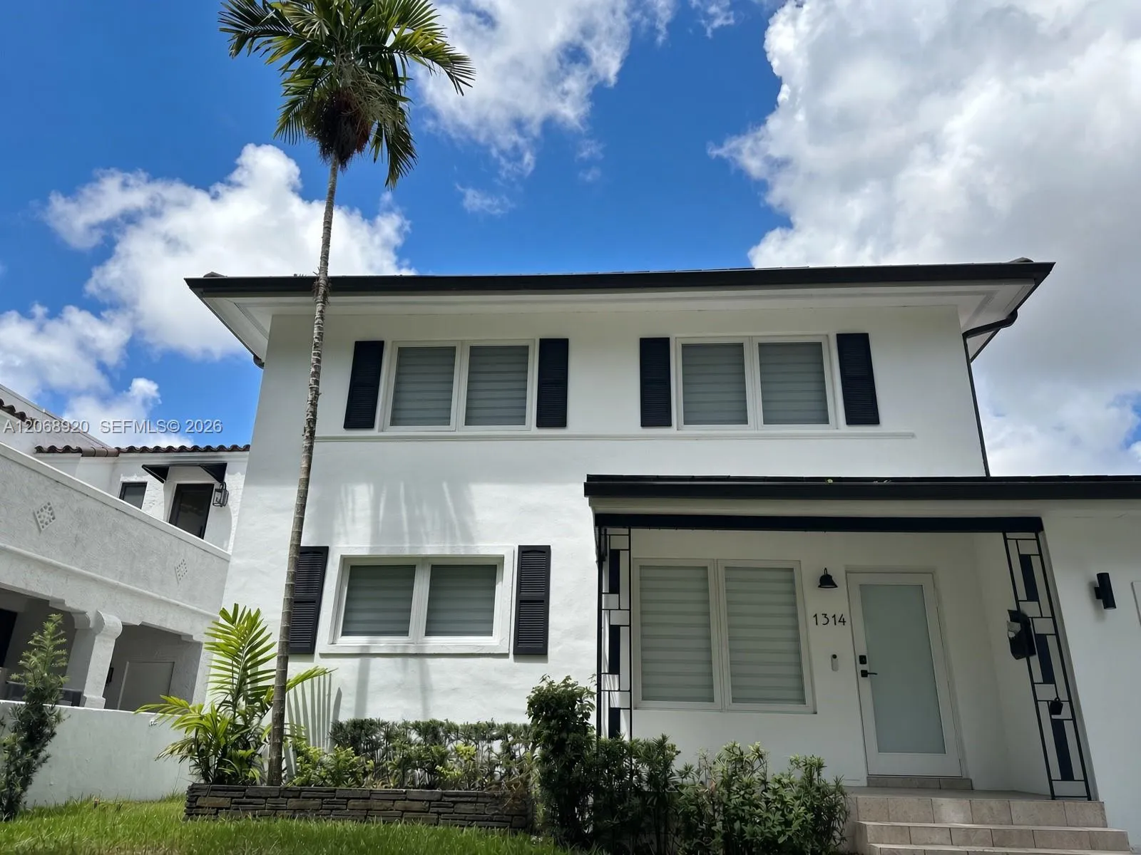 Foto de propiedad en 1314 Ferdinand Street, Coral Gables, FL 33134 Coral Gables con MLS# 