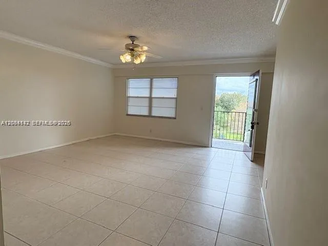En Venta 13155 SW 7th Court 402E, Pembroke Pines, FL 33027, Pembroke Pines, FL 33027