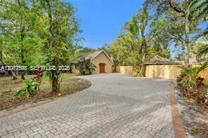 Foto de propiedad en 13161 N 179th Court N, Jupiter, FL 33478 Jupiter con MLS# 
