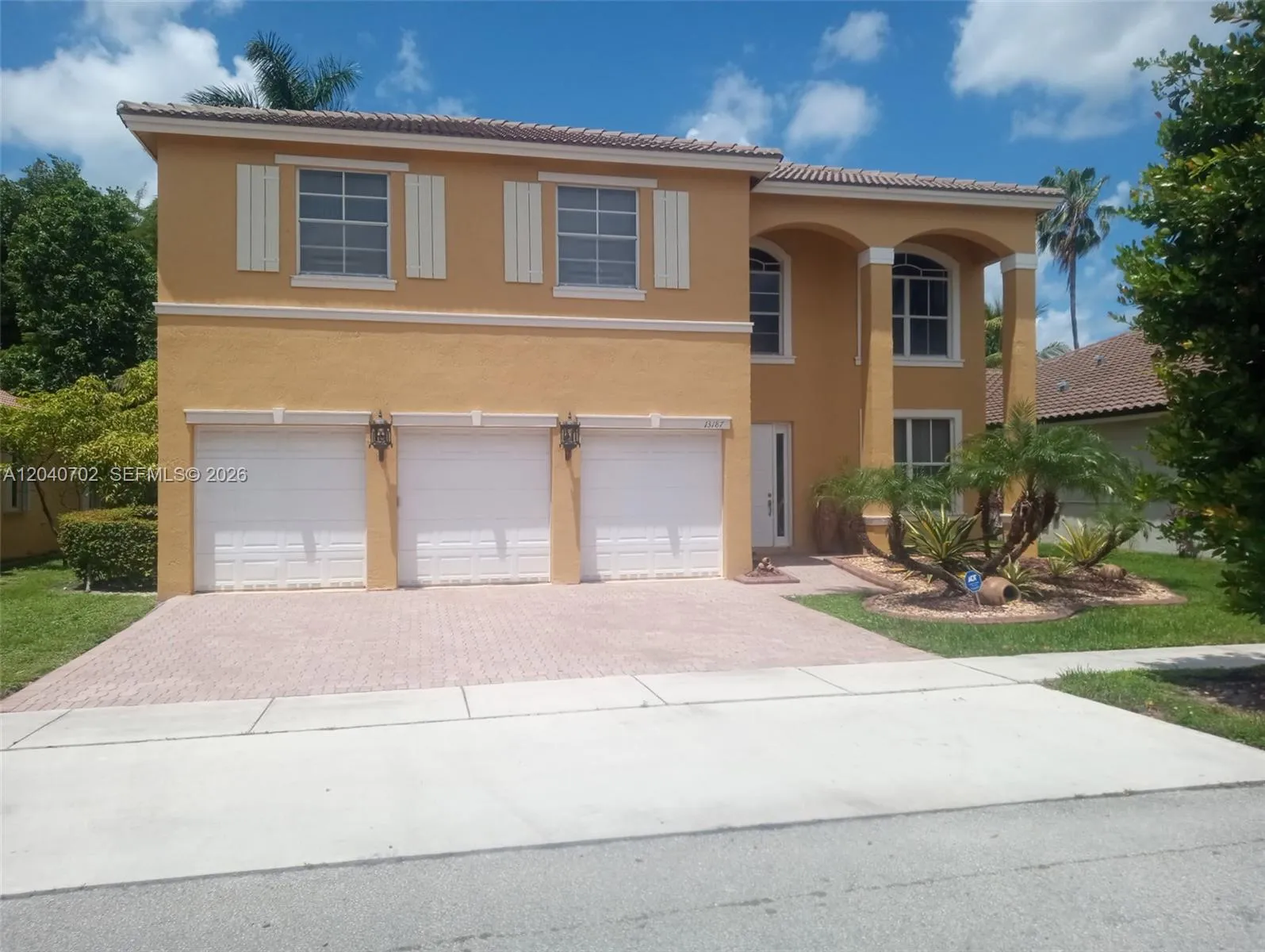 Foto de propiedad en 13187 SW 26th Street, Miramar, FL 33027 Miramar con MLS# 