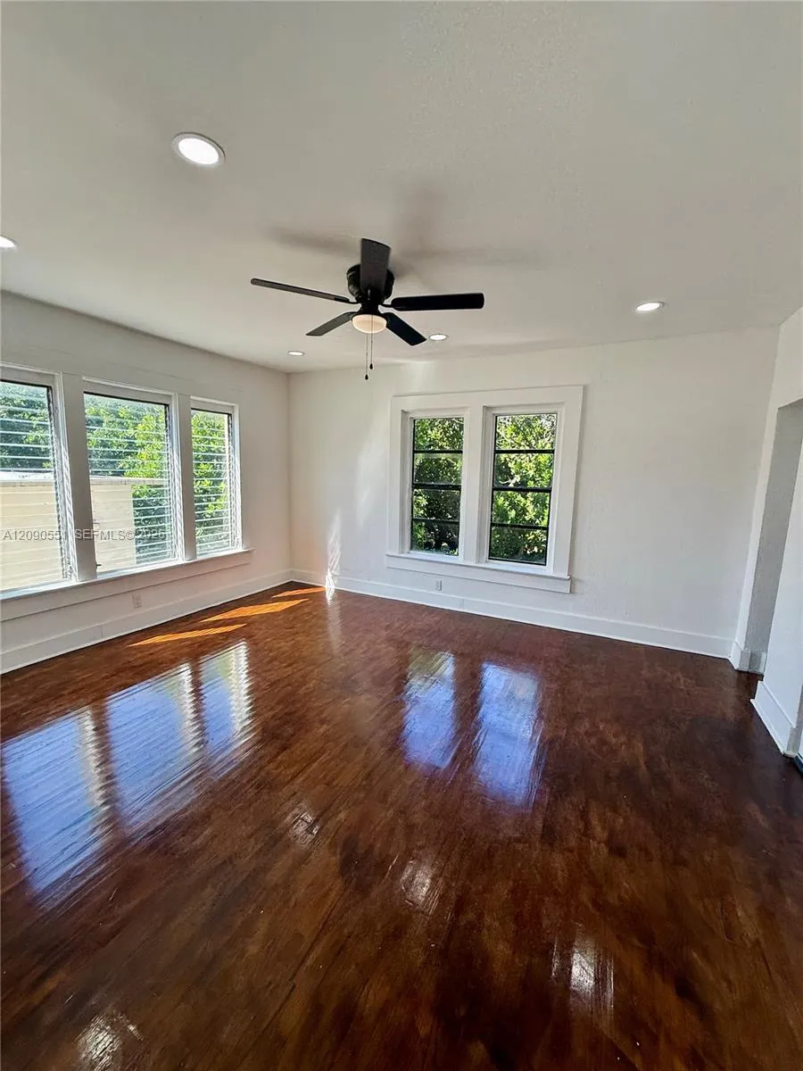 En Renta 1319 Meridian Avenue 302, Miami Beach, FL 33139, Miami Beach, FL 33139