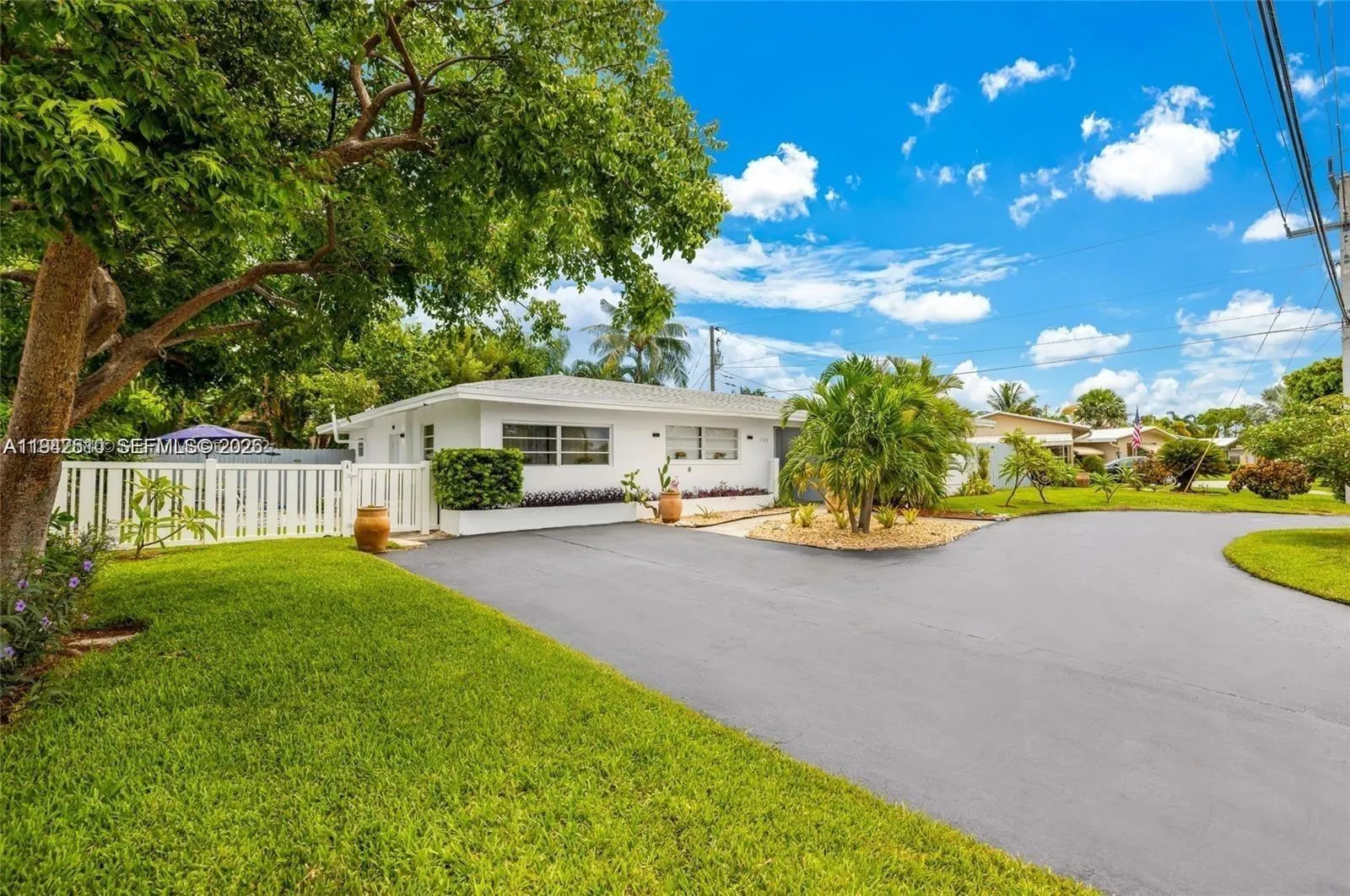 Vendido 1320 NE 27th Avenue, Pompano Beach, FL 33062, Pompano Beach, FL 33062