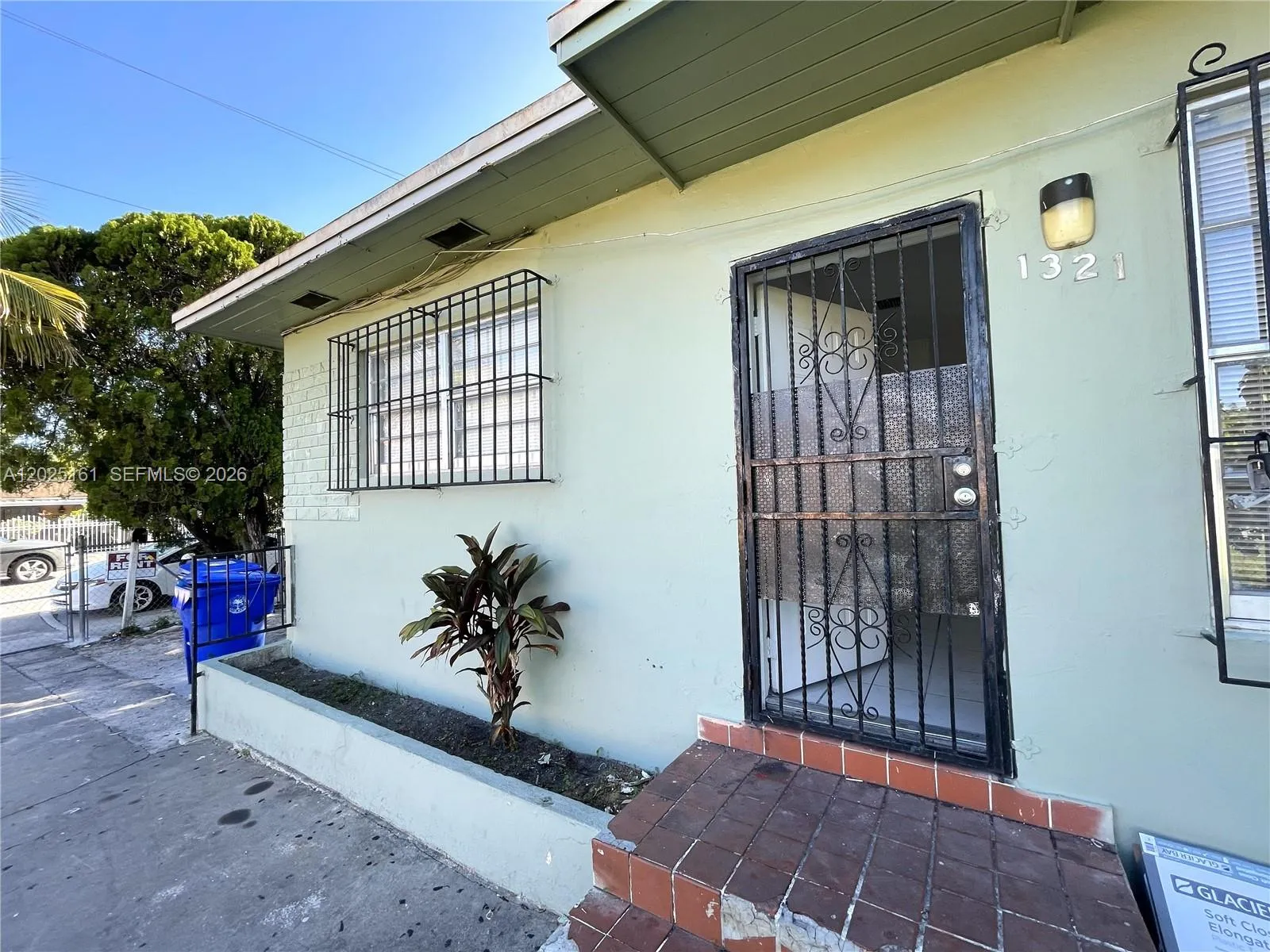 En Venta 1321 NW 28th Street, Miami, FL 33142, Miami, FL 33142