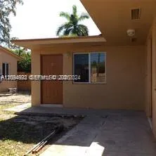 En Renta 1324 NE 127th Street 09, North Miami, FL 33161, North Miami, FL 33161