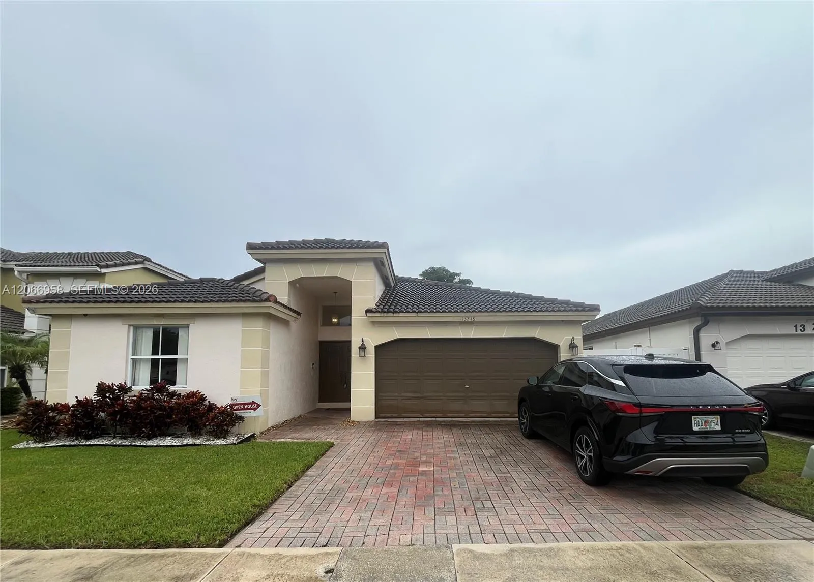 Foto de propiedad en 13248 SW 50th Street, Miramar, FL 33027 Miramar con MLS# 