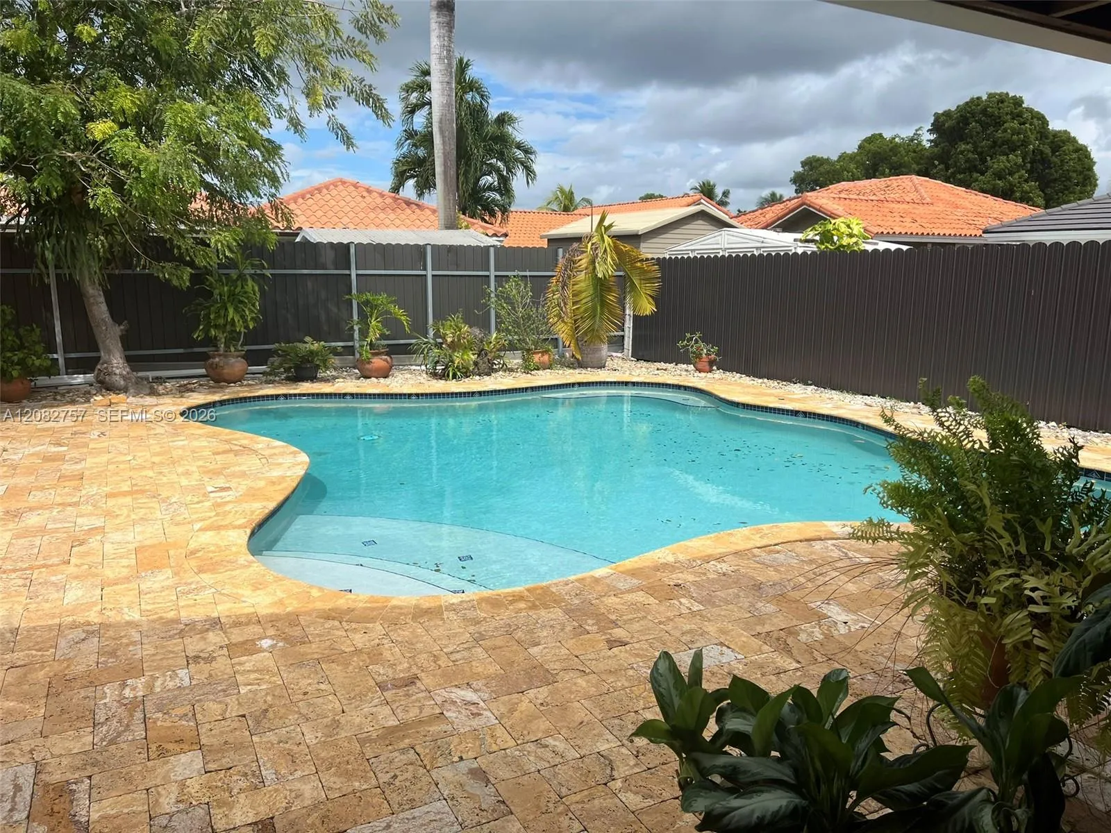 En Venta 13253 NW 7th Terrace, Miami, FL 33182, Miami, FL 33182