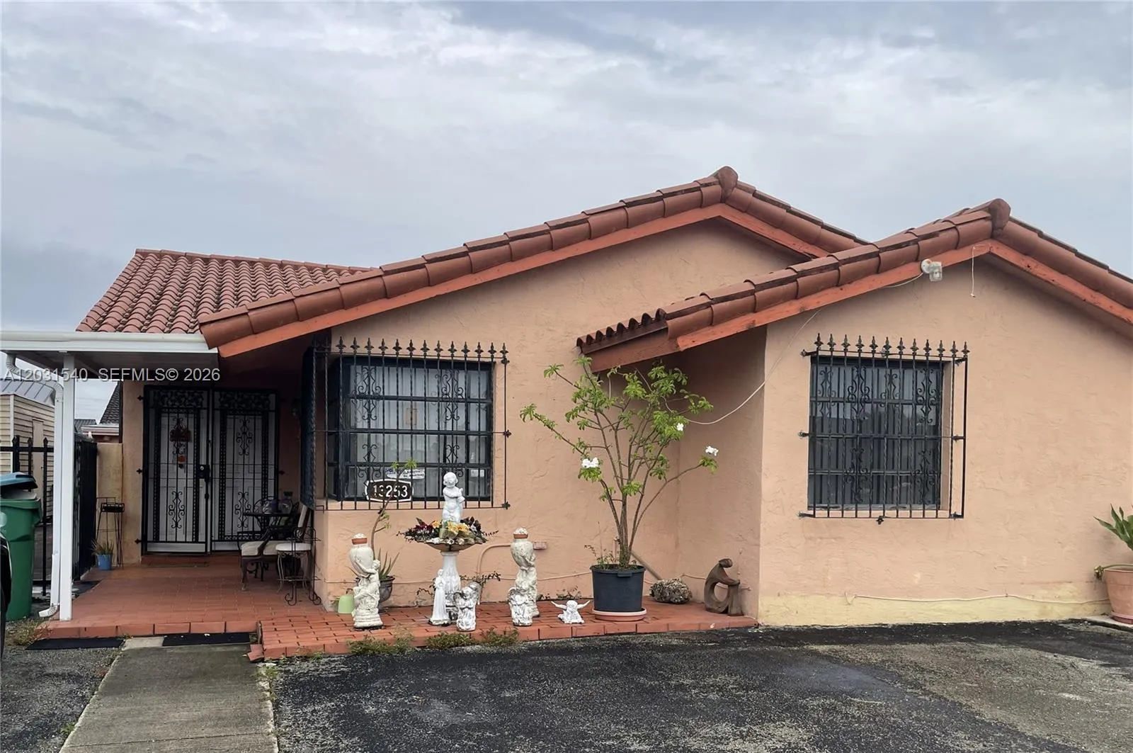 Vendido 13253 SW 28th Street, Miami, FL 33175, Miami, FL 33175