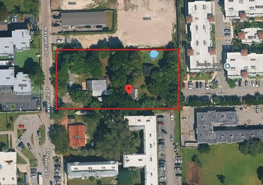En Venta 13265 Alexandria Drive, Opa-Locka, FL 33054, Opa-Locka, FL 33054