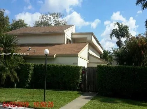 Foto de propiedad en 13297 NW 6th Court 0, Plantation, FL 33325 Plantation con MLS# 