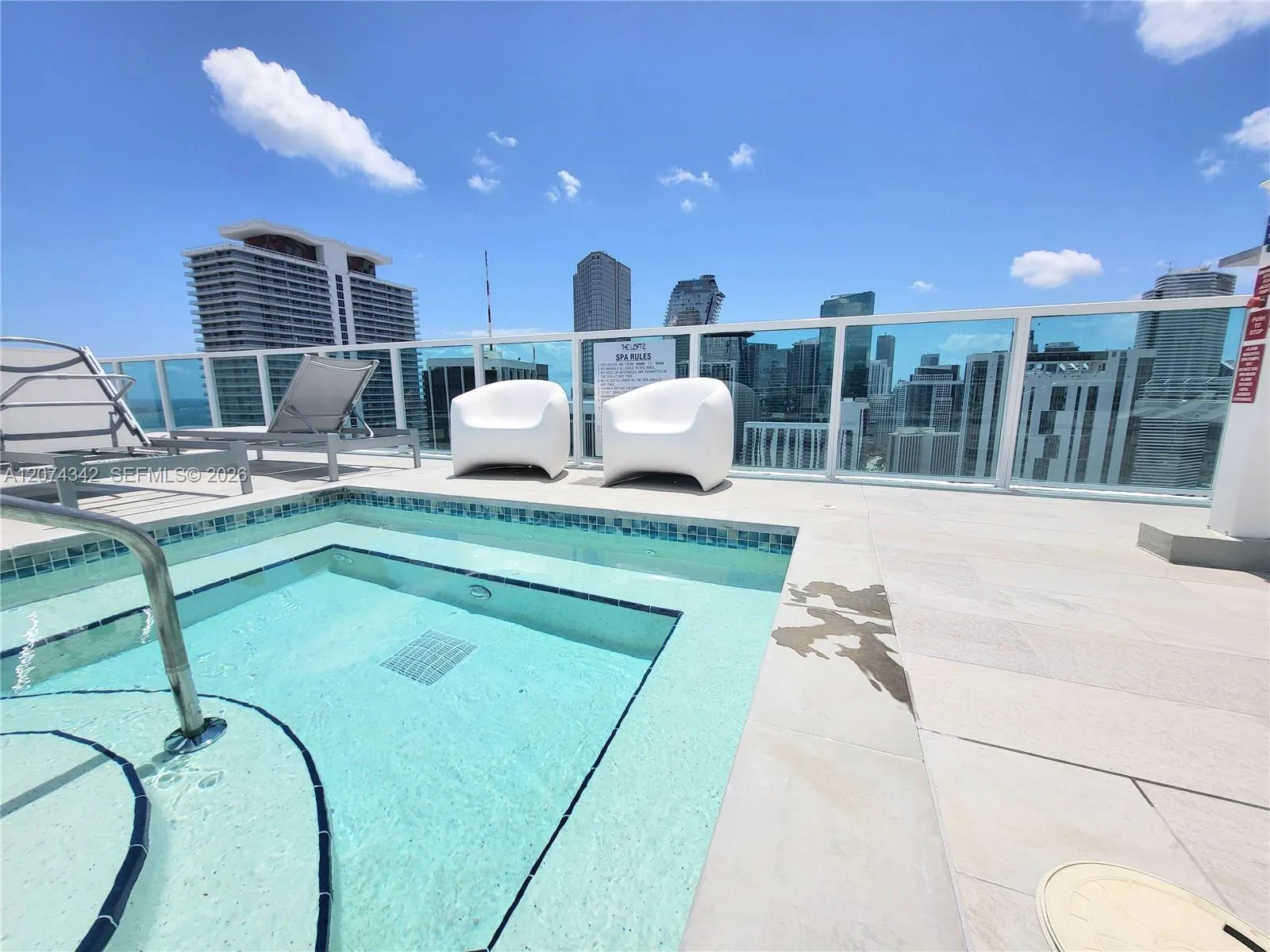 Foto de propiedad en 133 NE 2nd Avenue 2419, Miami, FL 33132 Miami con MLS# 