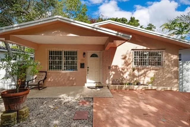Foto de propiedad en 133 NE 48th Street, Miami, FL 33137 Miami con MLS# 