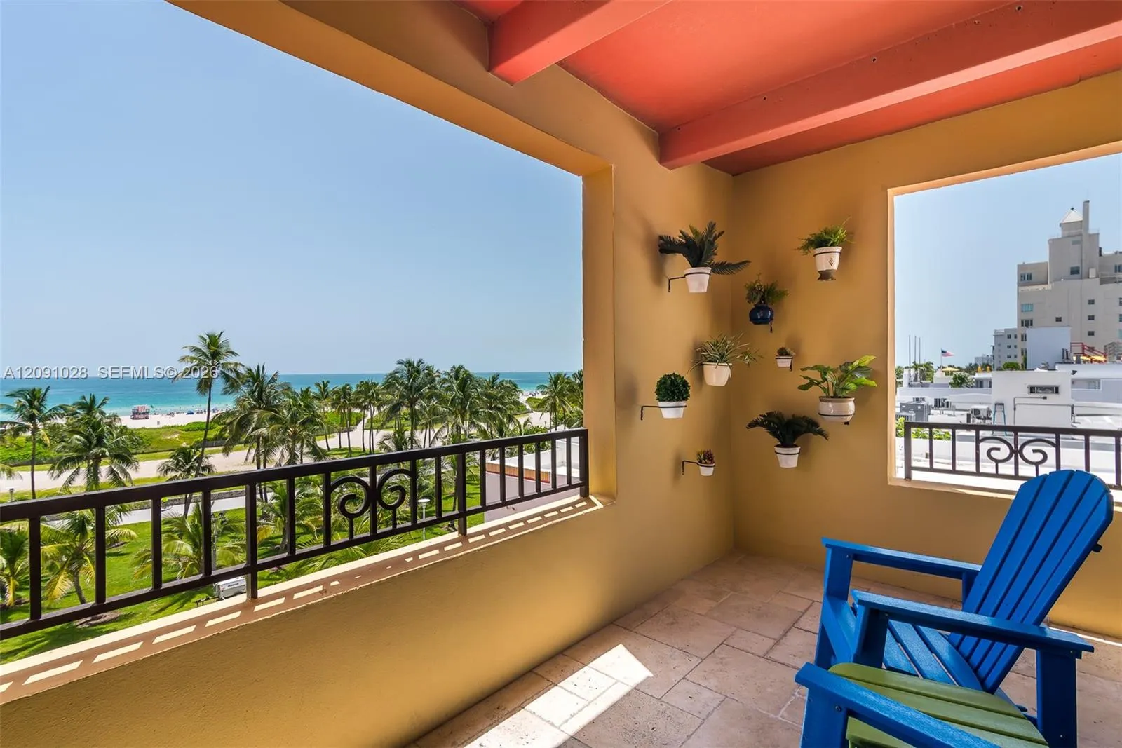 Foto de propiedad en 1330 Ocean Drive R5B, Miami Beach, FL 33139 Miami Beach con MLS# 