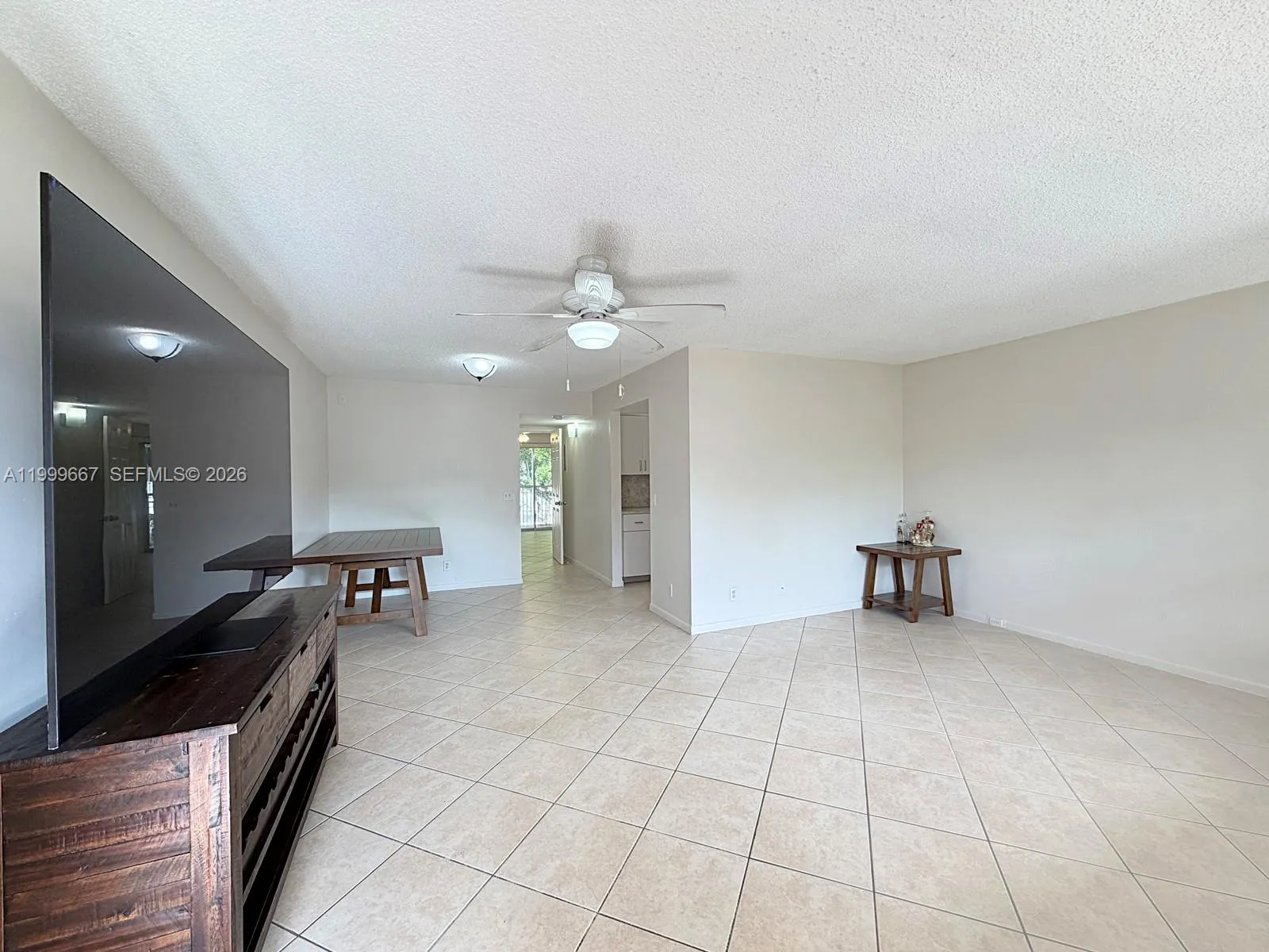 Alquilada 13300 SW 1st Street 302O, Pembroke Pines, FL 33027, Pembroke Pines, FL 33027