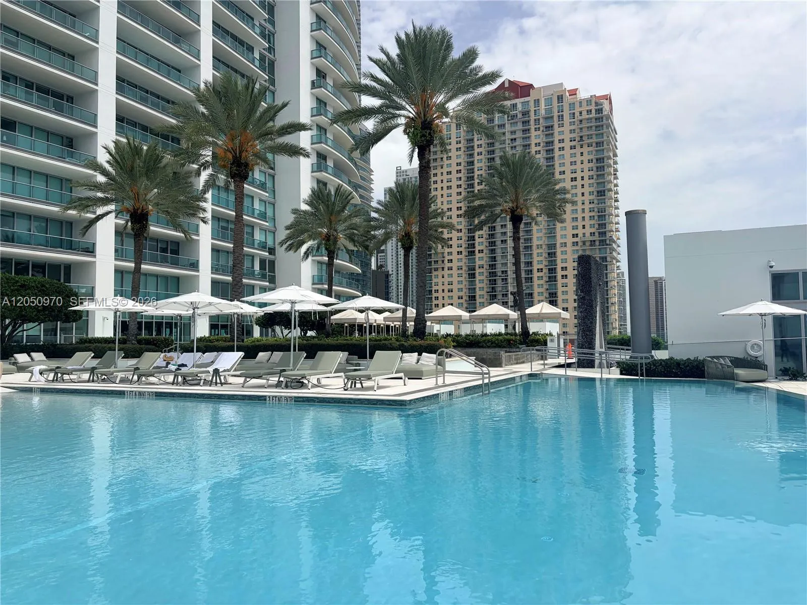Foto de propiedad en 1331 Brickell Bay Drive 201, Miami, FL 33131 Miami con MLS#