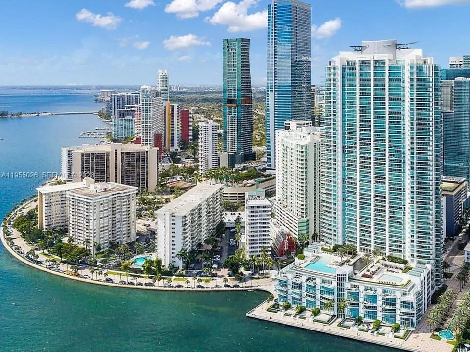 Vendido 1331 Brickell Bay Drive 4201, Miami, FL 33131, Miami, FL 33131