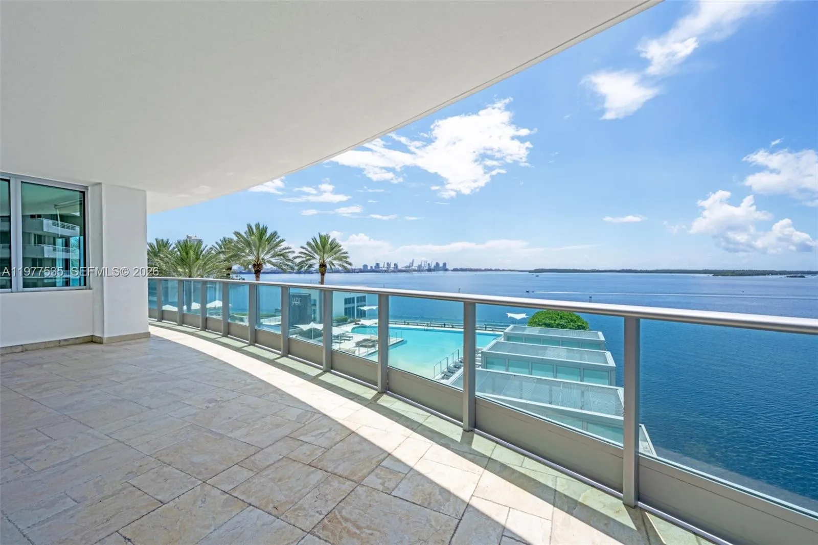 Foto de propiedad en 1331 Brickell Bay Drive 911, Miami, FL 33131 Miami con MLS#
