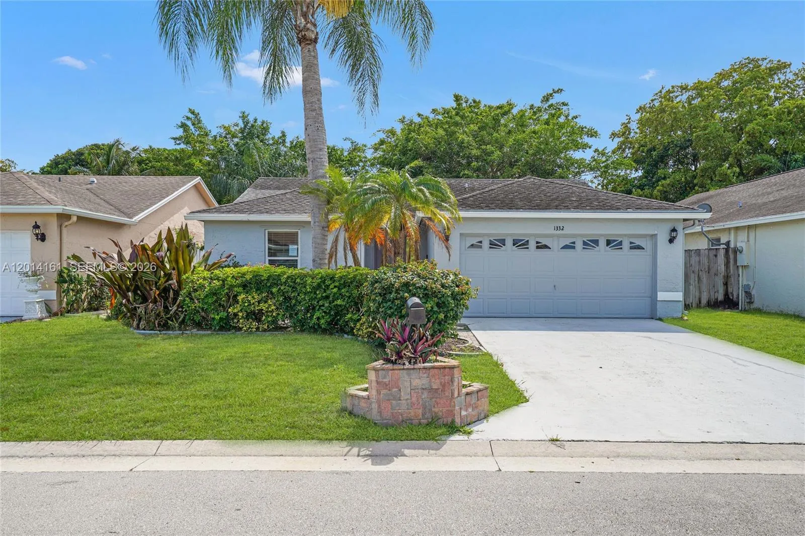 Foto de propiedad en 1332 Waterway Cove Drive, Wellington, FL 33414 Wellington con MLS# 