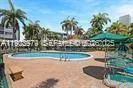 Foto de propiedad en 1333 E Hallandale Beach Boulevard 406, Hallandale Beach, FL 33009 Hallandale Beach con MLS# 
