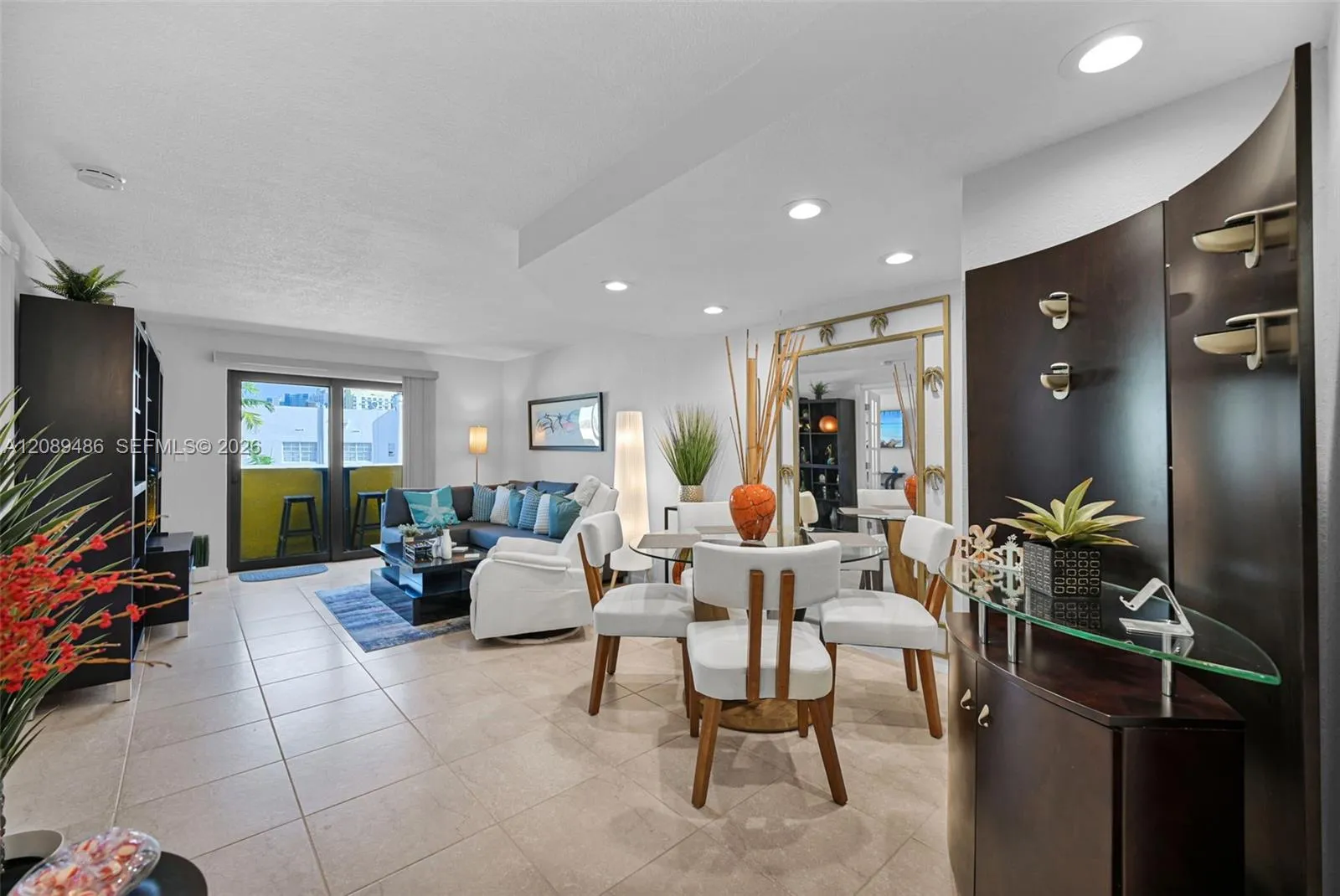 En Renta 1334 Collins Avenue 403, Miami Beach, FL 33139, Miami Beach, FL 33139