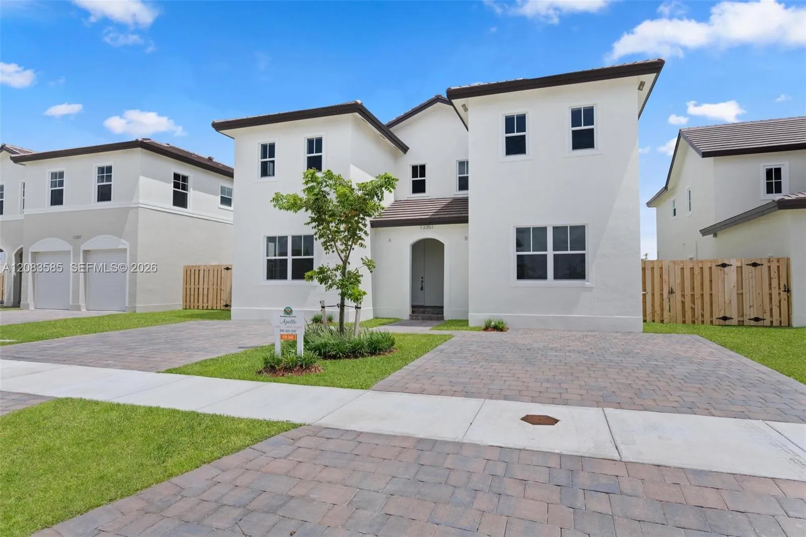 Foto de propiedad en 13349 SW 272nd Lane, Homestead, FL 33032 Homestead con MLS# 