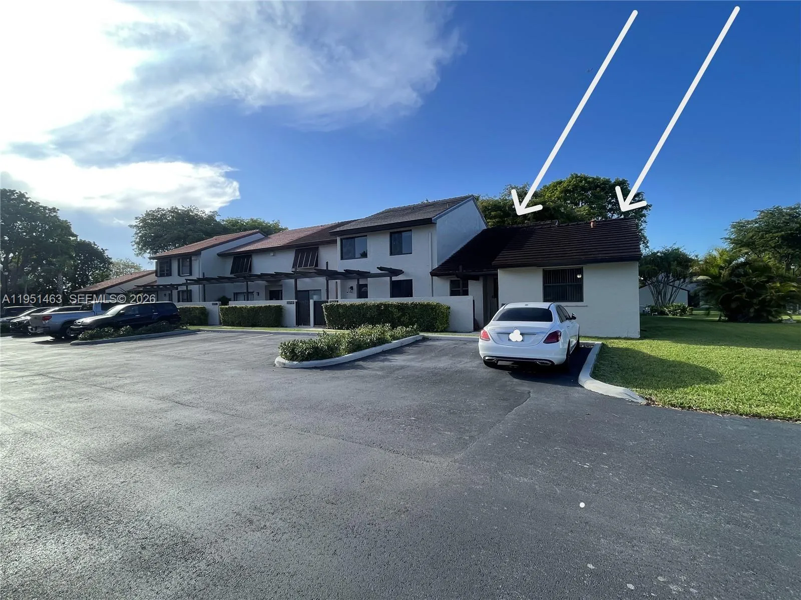 Foto de propiedad en 13371 SW 89th Terrace F, Miami, FL 33186 Miami con MLS# 