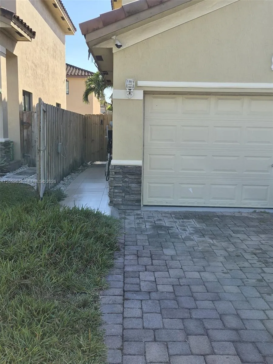En Renta 13376 SW 268th Terrace 1, Homestead, FL 33032, Homestead, FL 33032
