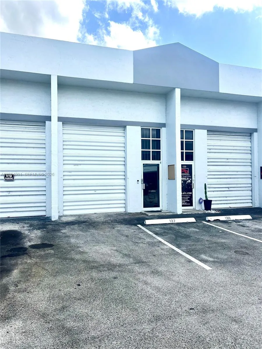 Foto de propiedad en 13390 SW 131st Street 137, Miami, FL 33186 Miami con MLS# 