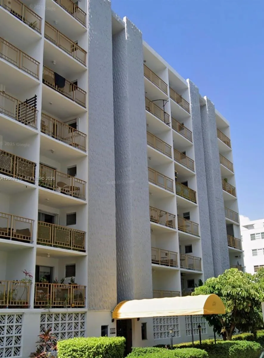 Foto de propiedad en 1340 Lincoln Road 505, Miami Beach, FL 33139 Miami Beach con MLS# 
