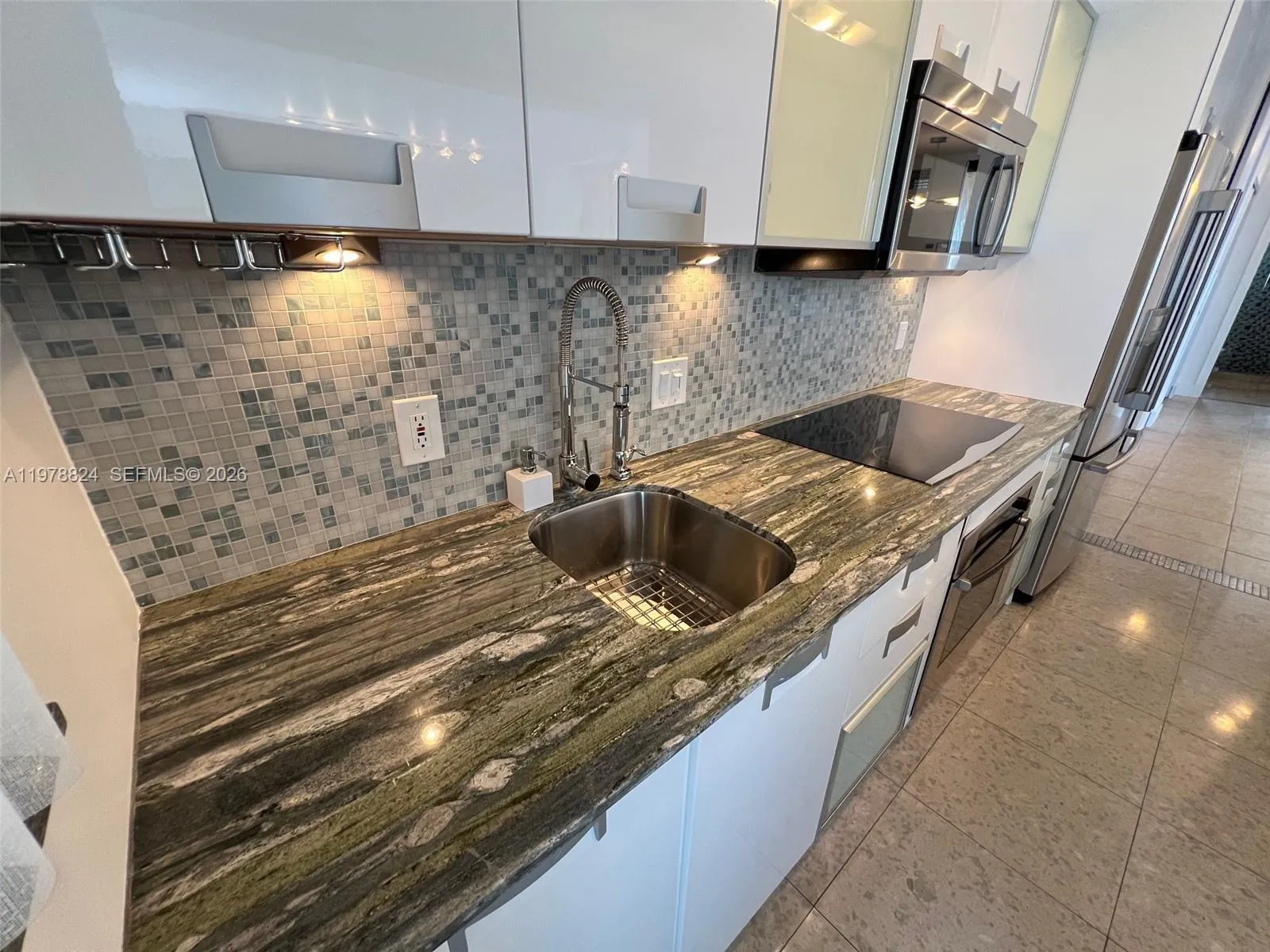 Foto de propiedad en 1340 Lincoln Road 705, Miami Beach, FL 33139 Miami Beach con MLS# 