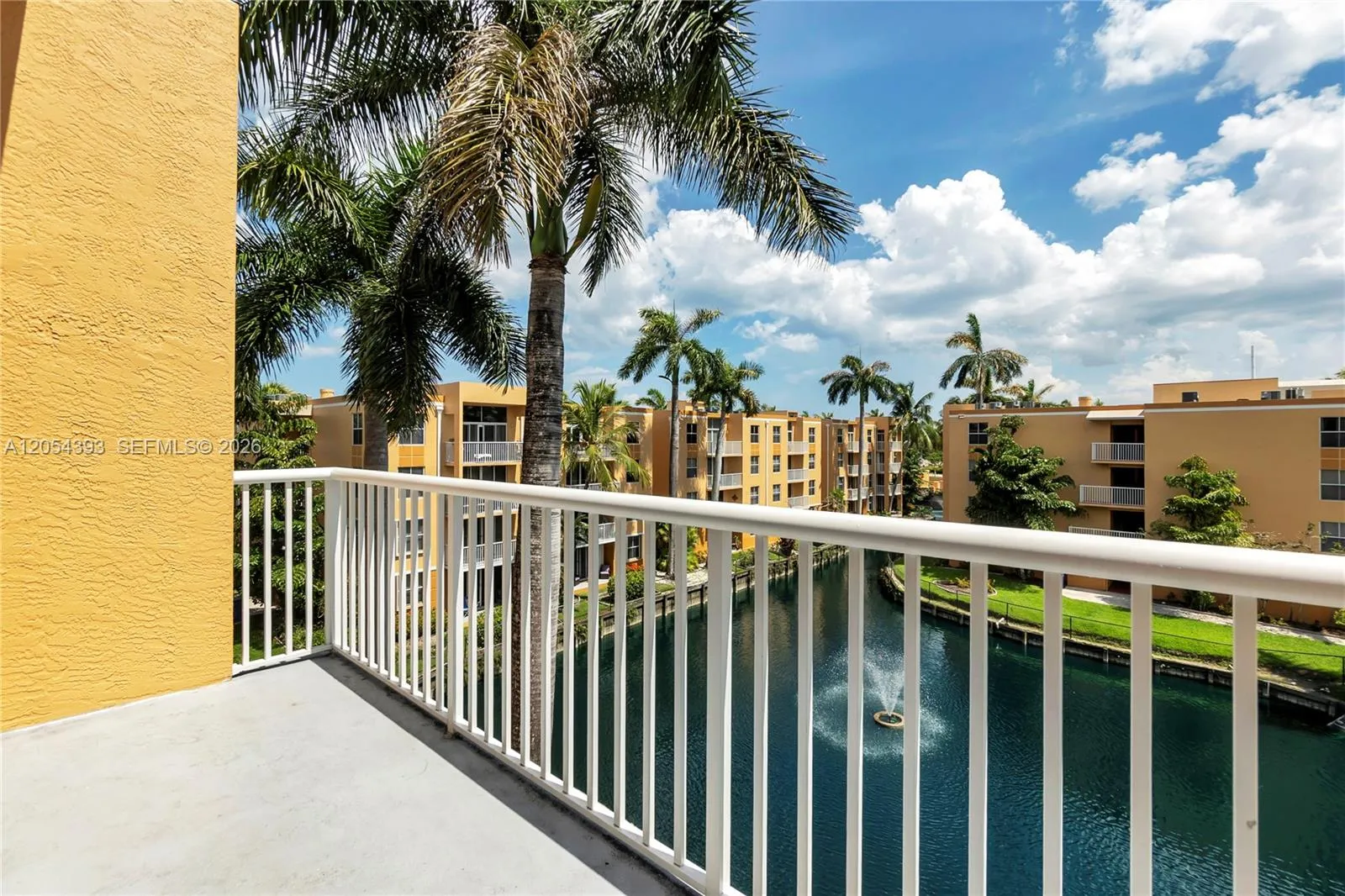 Foto de propiedad en 1341 SE 3rd Avenue 404, Dania Beach, FL 33004 Dania Beach con MLS# 