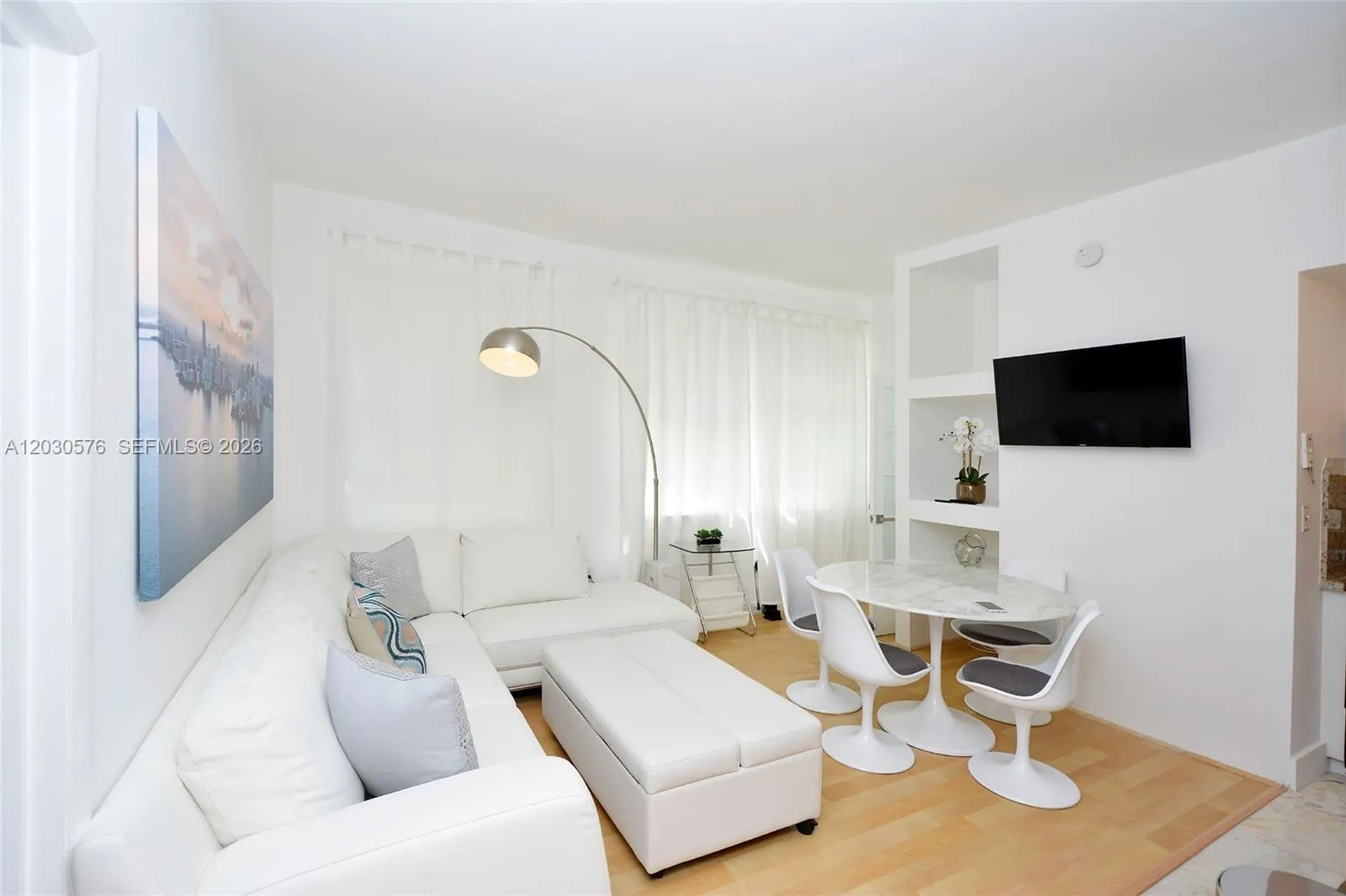 Foto de propiedad en 1342 Drexel Avenue 105, Miami Beach, FL 33139 Miami Beach con MLS# 