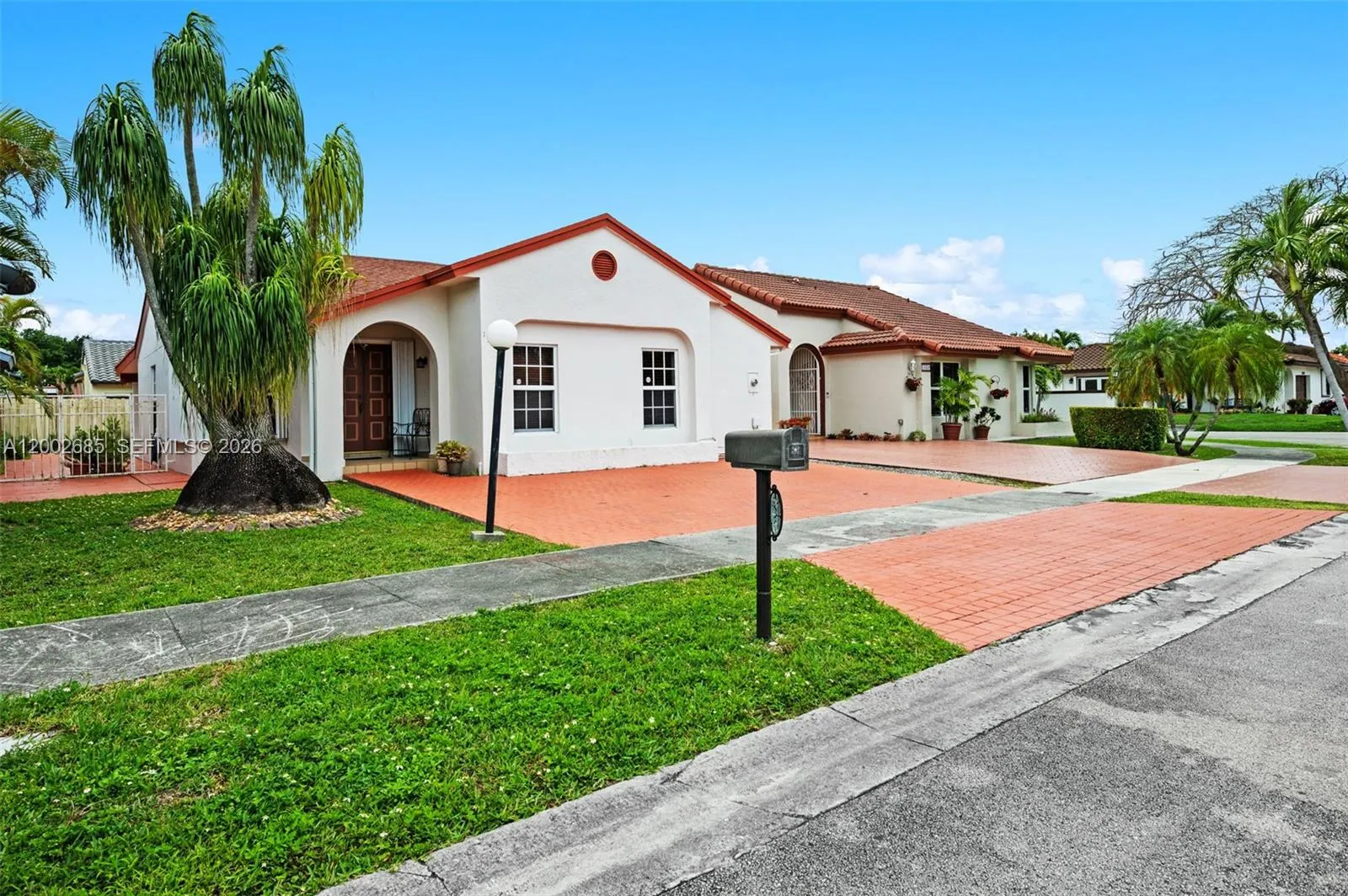 Vendido 13440 SW 28th Street, Miami, FL 33175, Miami, FL 33175