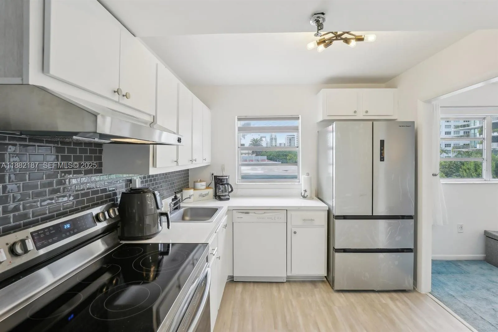 Foto de propiedad en 1345 West Avenue 304, Miami Beach, FL 33139 Miami Beach con MLS# 