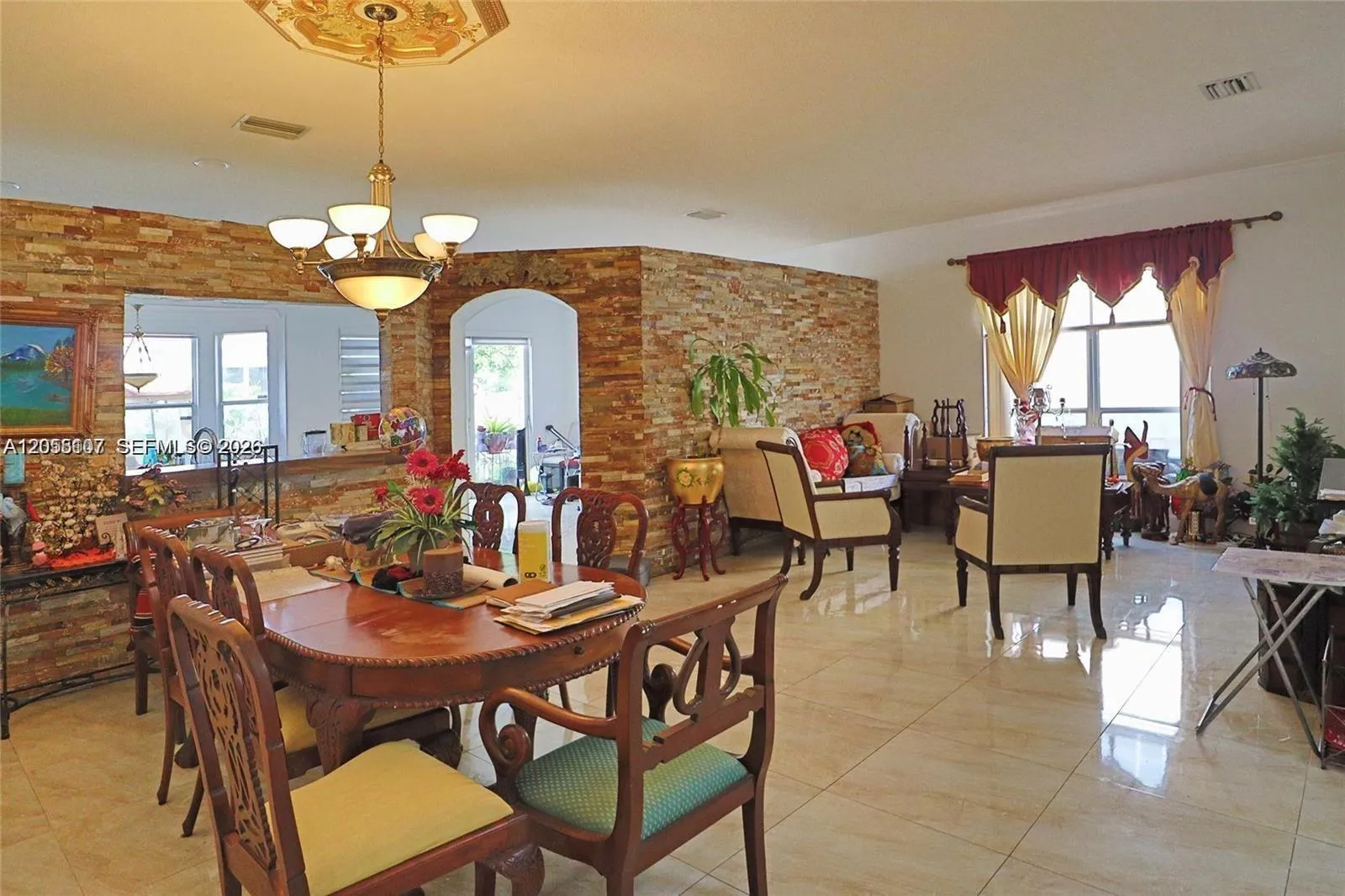 Foto de propiedad en 13463 SW 27th Street, Miramar, FL 33027 Miramar con MLS# 