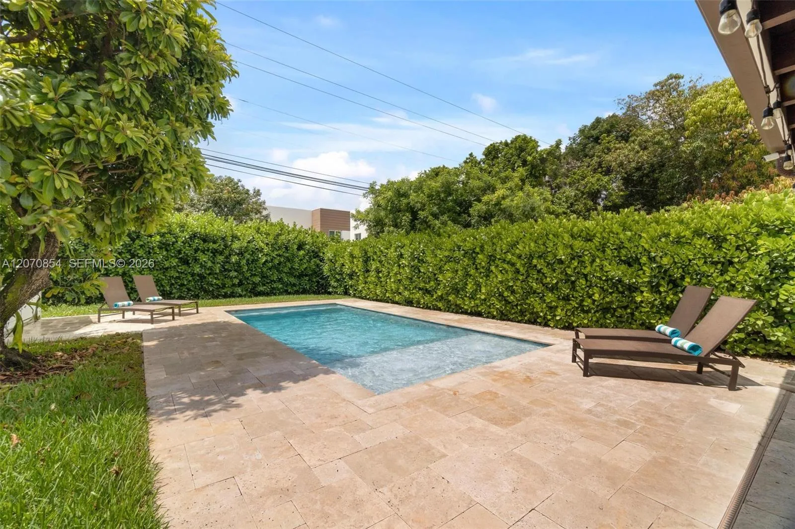 En Renta 1348 SW 15th Street, Miami, FL 33145, Miami, FL 33145