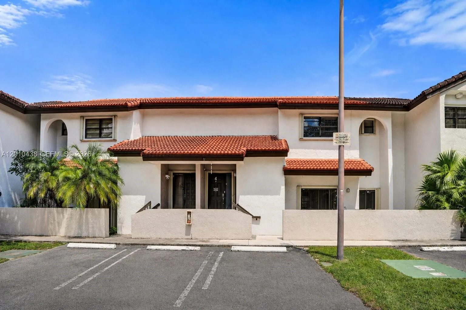 Vendido 13501 SW 62nd Street 101, Miami, FL 33183, Miami, FL 33183