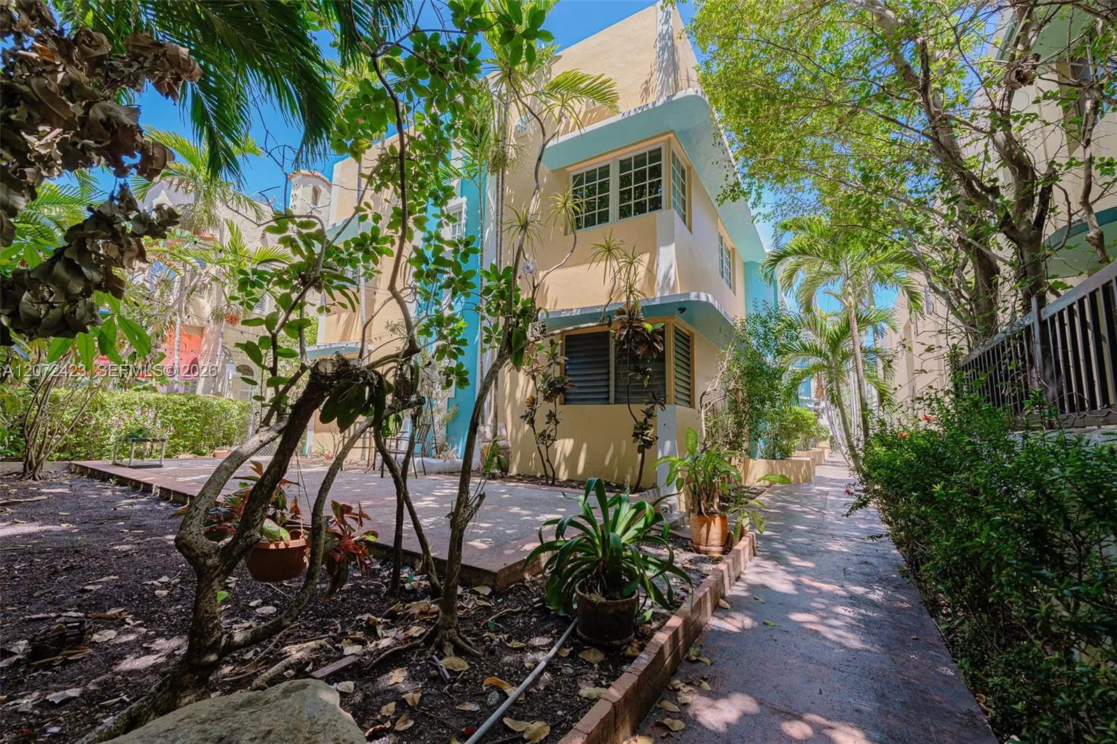 Foto de propiedad en 1351 Meridian Avenue 10, Miami Beach, FL 33139 Miami Beach con MLS# 