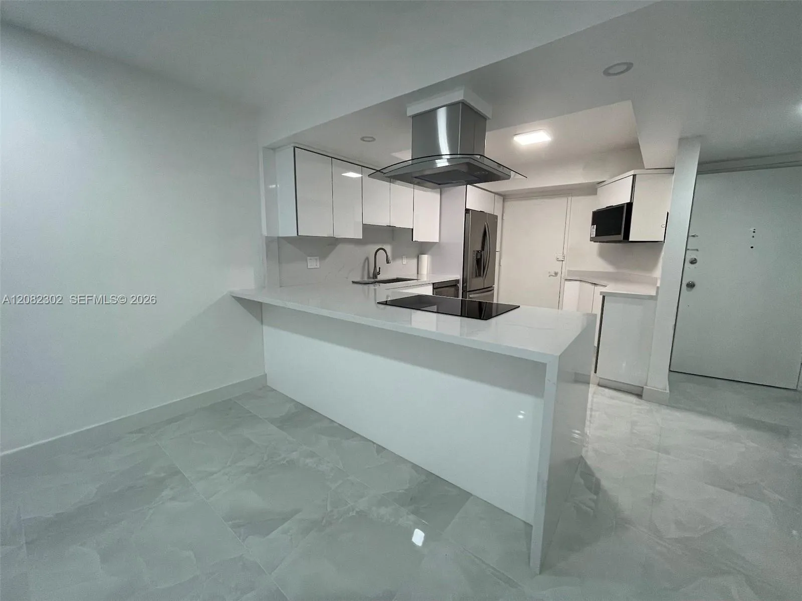 En Renta 1351 NE Miami Gardens Drive 1202E, Miami, FL 33179, Miami, FL 33179